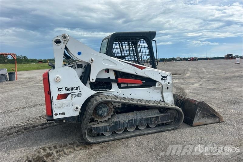 Bobcat T740 Skid steer loaders