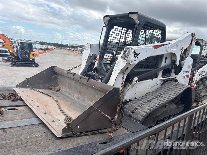 Bobcat T740 Skid steer loaders