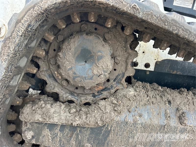 Bobcat T740 Мини товарачи
