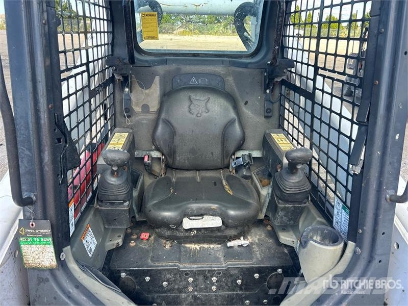 Bobcat T740 Skid steer loaders