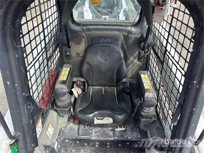 Bobcat T740 Minicarregadeiras