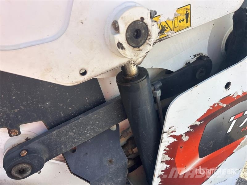 Bobcat T76 Minicargadoras