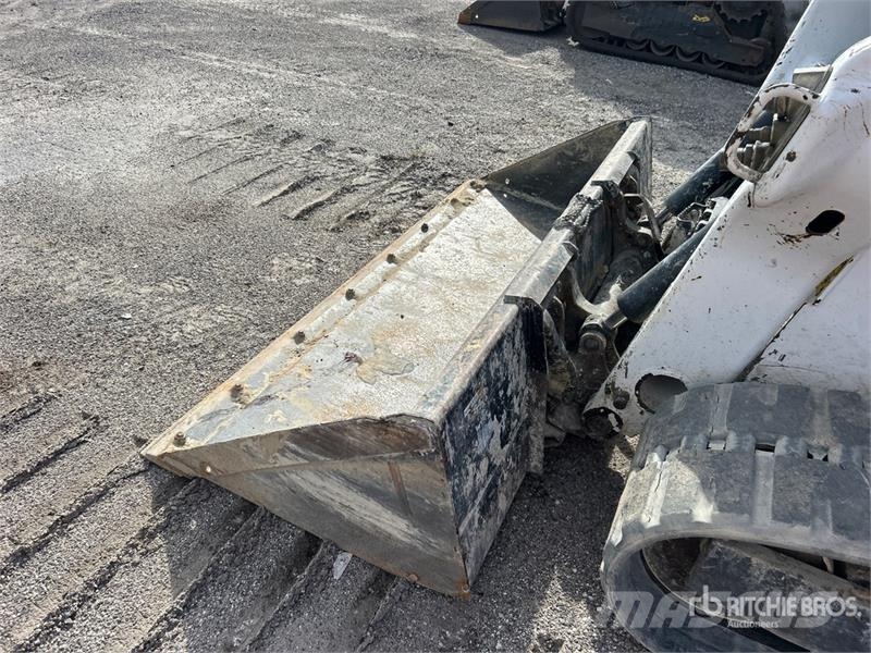 Bobcat T76 Skid steer mini nakladalci