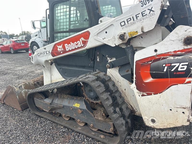 Bobcat T76 Skid steer loaders