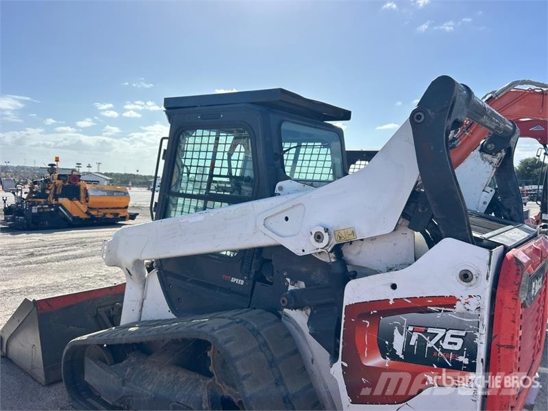 Bobcat T76 Мини-погрузчики