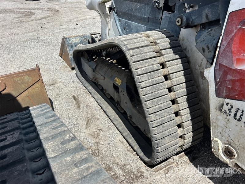 Bobcat T76 Liukuohjatut kuormaajat
