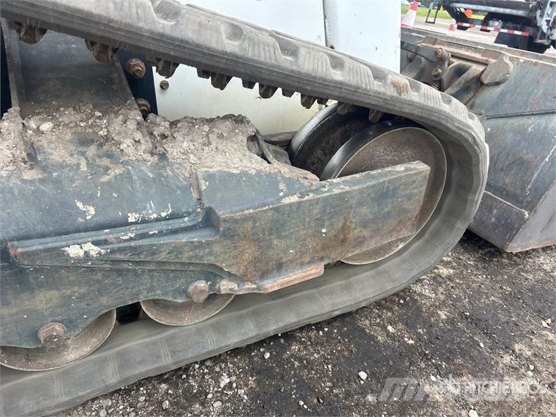 Bobcat T76 Мини-погрузчики