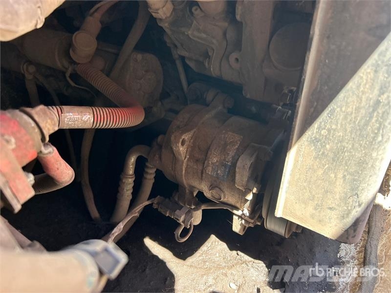 Bobcat T76 Liukuohjatut kuormaajat