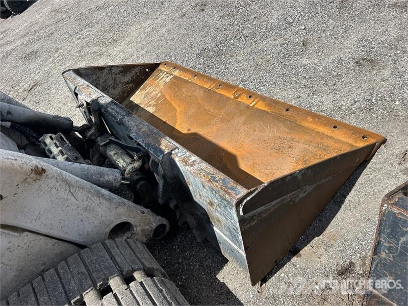 Bobcat T76 Liukuohjatut kuormaajat