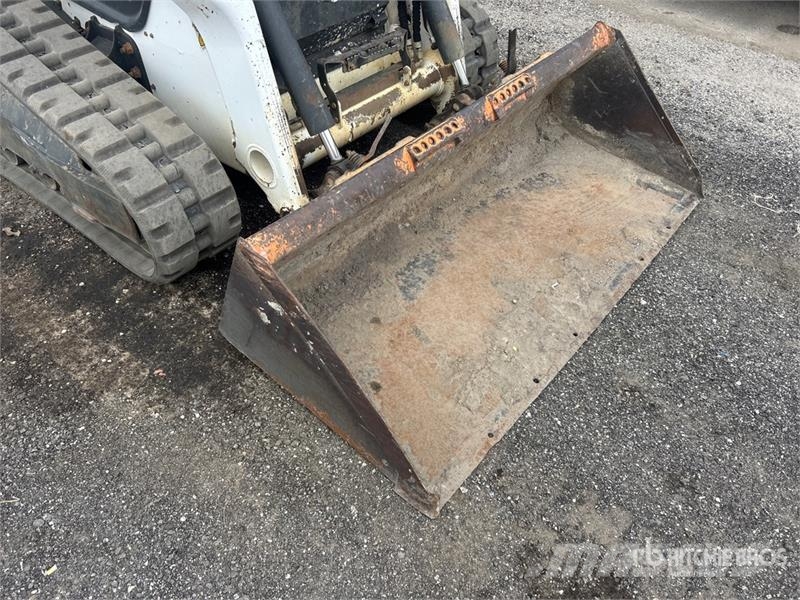 Bobcat T76 Мини-погрузчики
