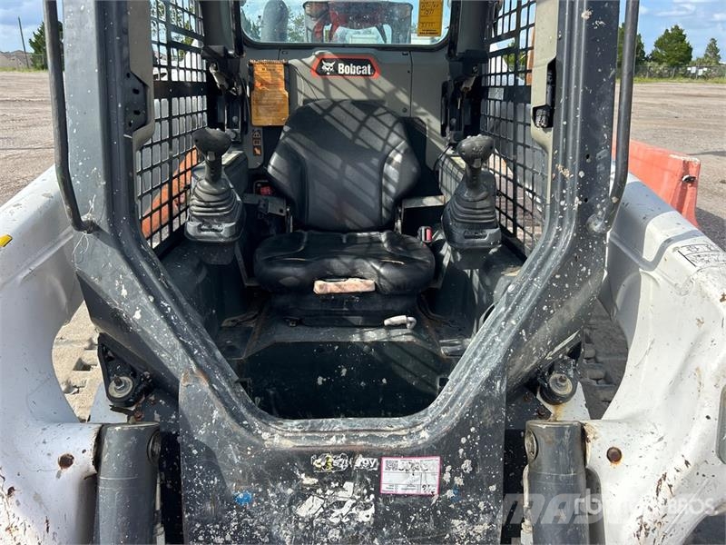 Bobcat T76 Skid steer mini nakladalci
