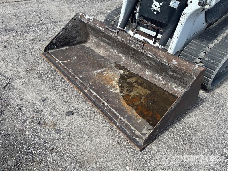 Bobcat T76 Skid steer mini nakladalci