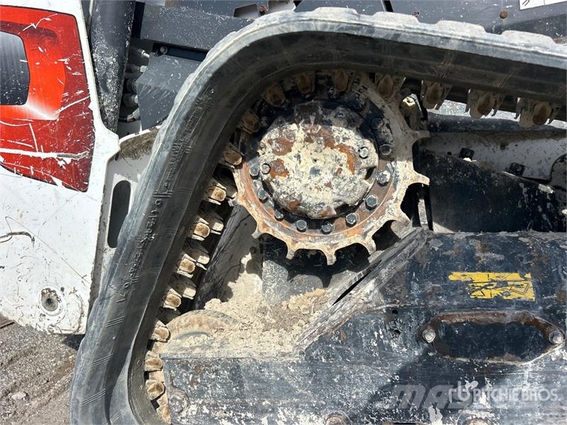 Bobcat T76 Skid steer mini nakladalci