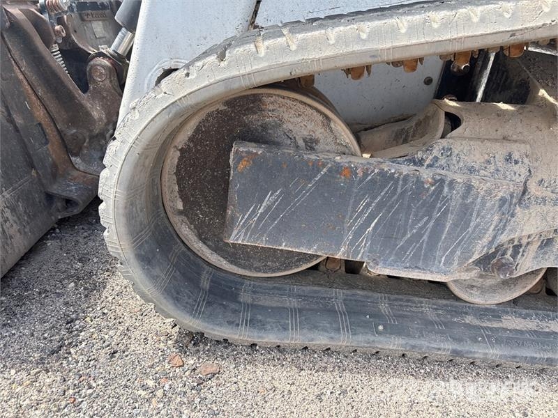 Bobcat T76 Skid steer mini nakladalci