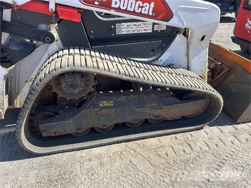 Bobcat T76 Skid steer loaders