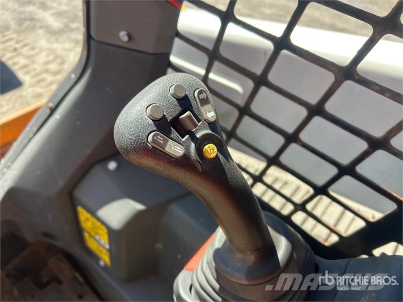 Bobcat T76 Skid steer loaders