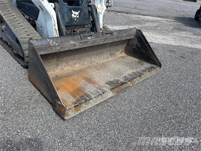 Bobcat T76 Φορτωτάκια