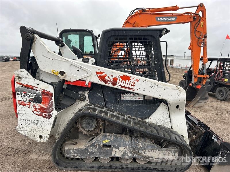 Bobcat T76 Skid steer mini utovarivači