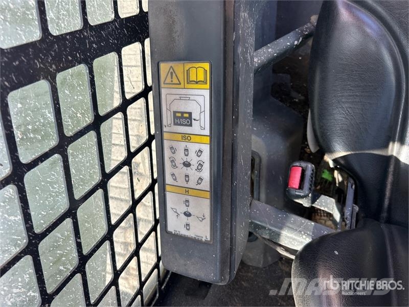 Bobcat T76 Liukuohjatut kuormaajat