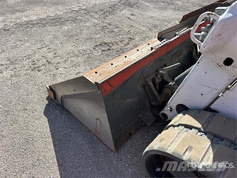 Bobcat T76 Мини-погрузчики