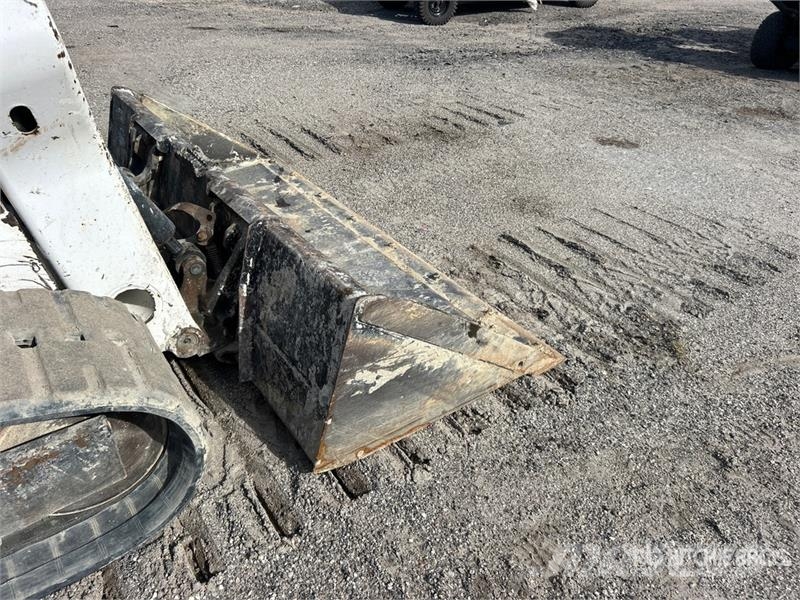 Bobcat T76 Skid steer mini nakladalci