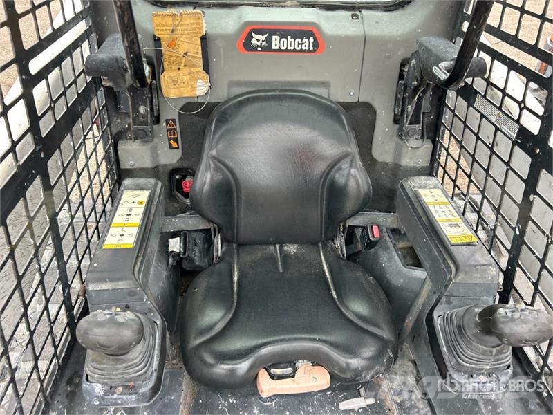 Bobcat T76 Skid steer mini utovarivači