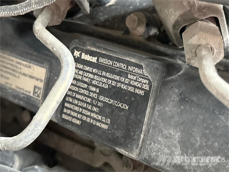 Bobcat T76 Skid steer mini utovarivači