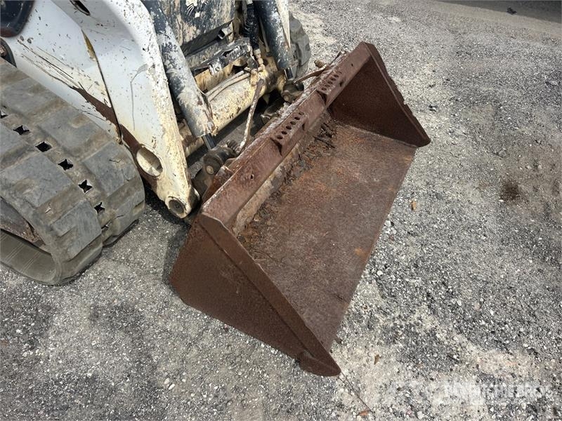 Bobcat T76 Kompaktlader