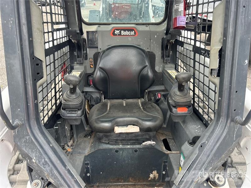 Bobcat T76 Мини-погрузчики