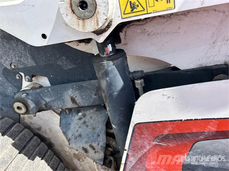 Bobcat T76 Liukuohjatut kuormaajat