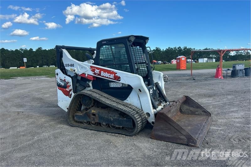 Bobcat T76 Skid steer mini utovarivači