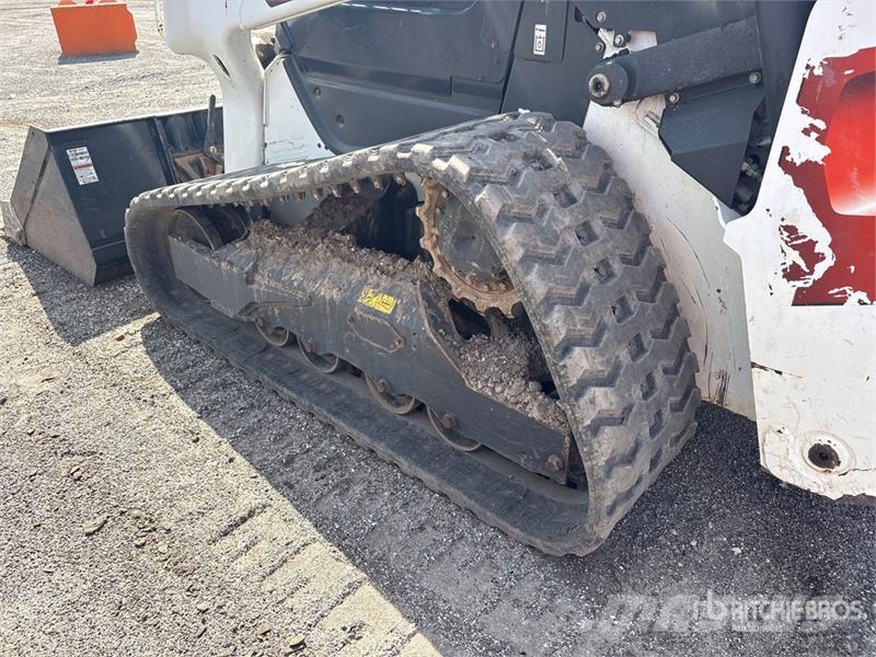Bobcat T76 Skid steer mini utovarivači