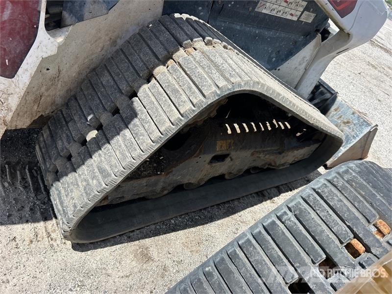 Bobcat T76 Liukuohjatut kuormaajat