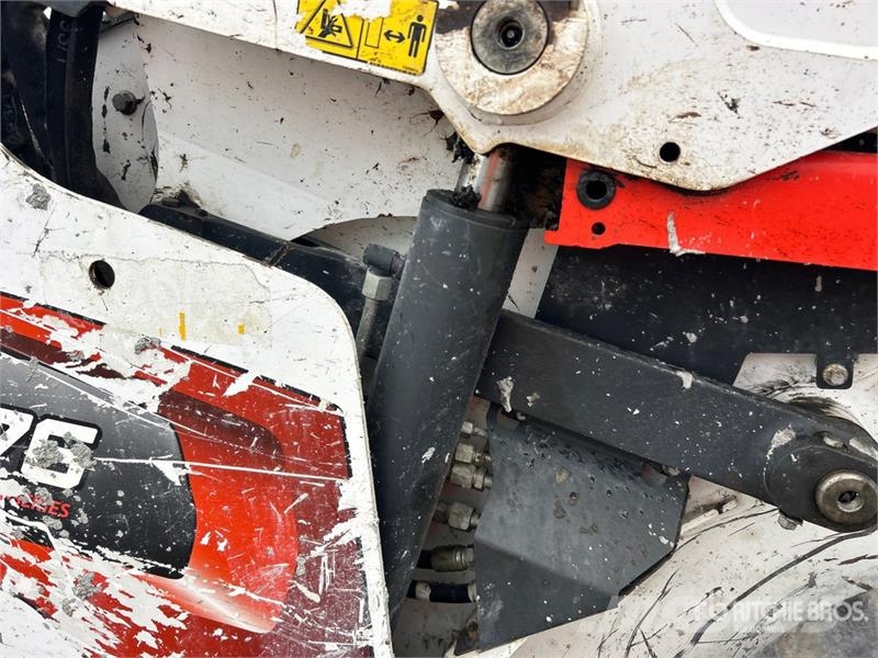 Bobcat T76 Skid steer mini utovarivači