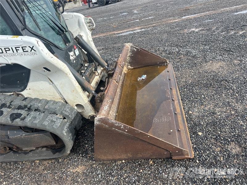 Bobcat T76 Skid steer loaders