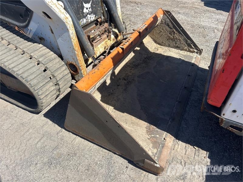 Bobcat T76 Skid steer loaders