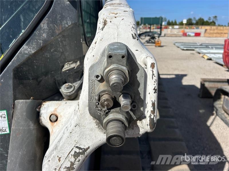 Bobcat T76 Мини-погрузчики
