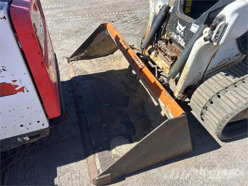 Bobcat T76 Skid steer loaders