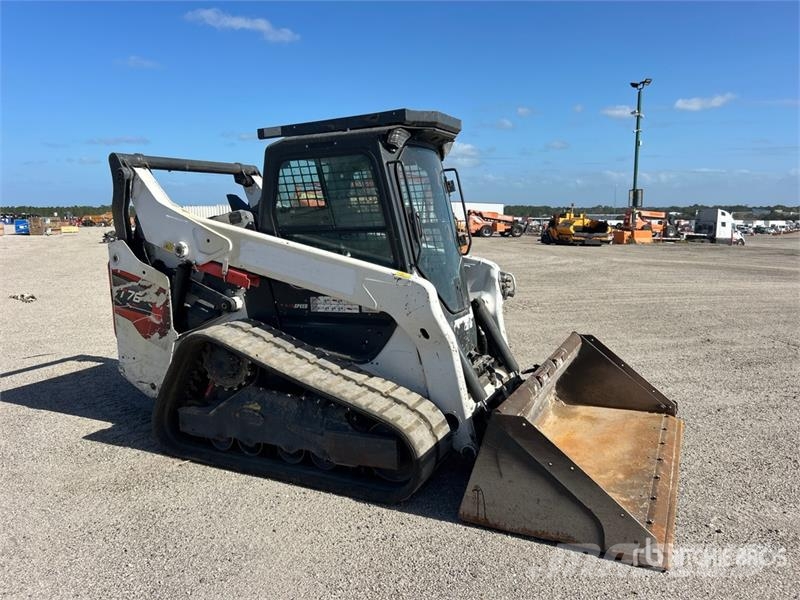 Bobcat T76 Мини-погрузчики