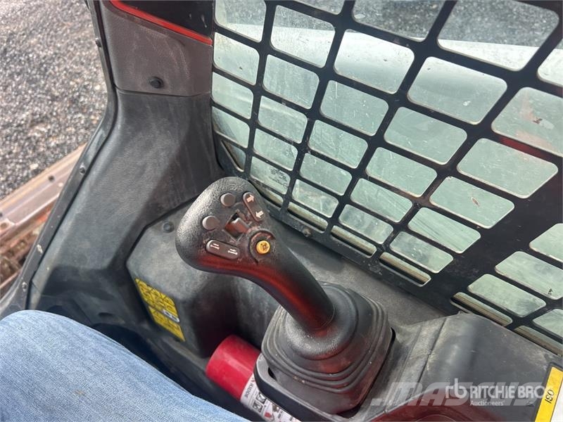 Bobcat T76 Skid steer loaders