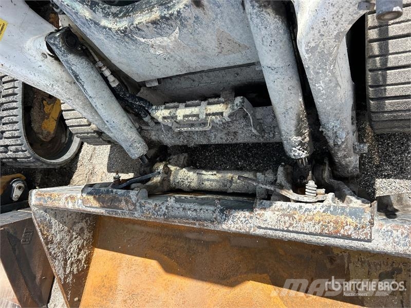 Bobcat T76 Liukuohjatut kuormaajat
