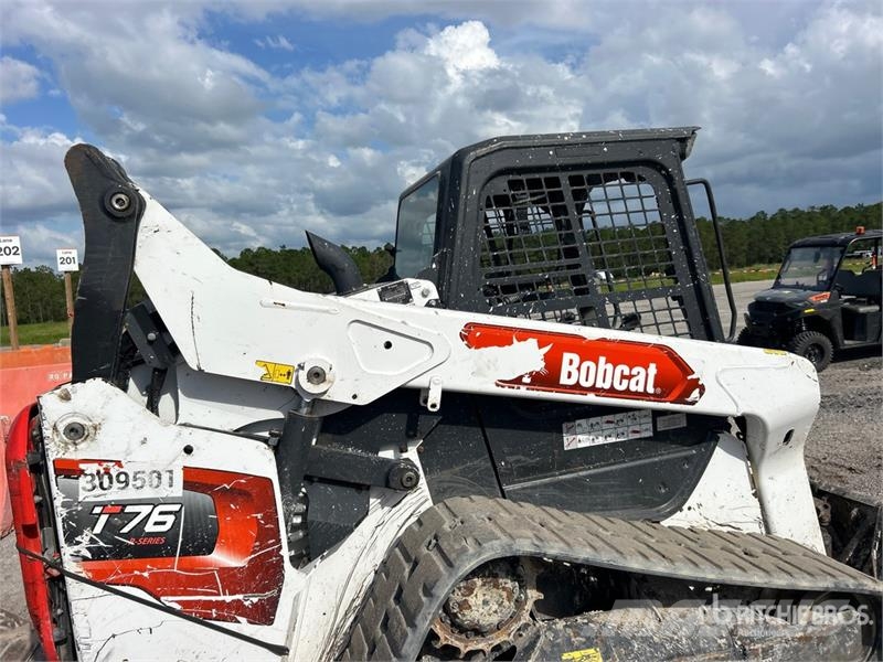 Bobcat T76 Skid steer mini nakladalci
