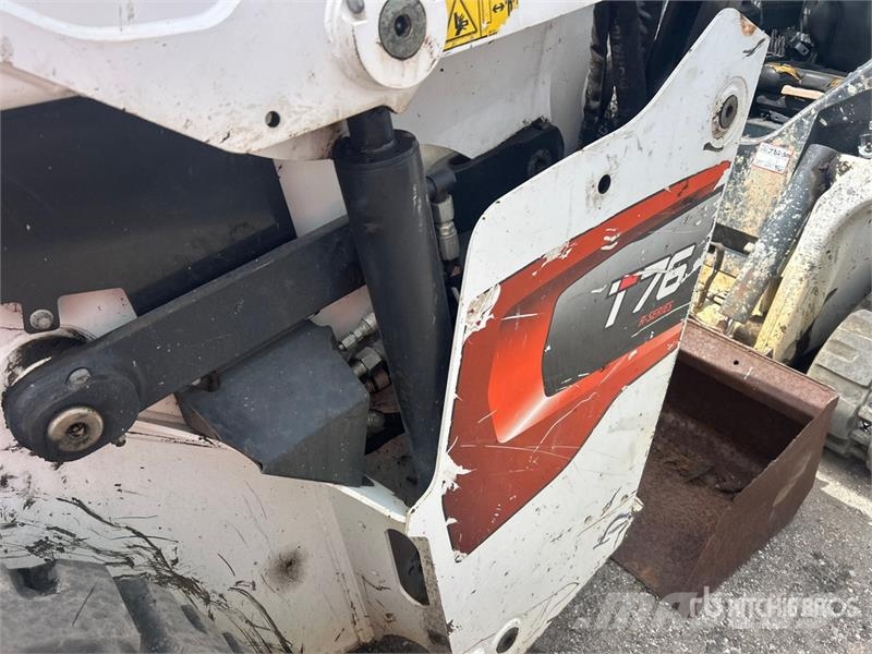 Bobcat T76 Мини-погрузчики