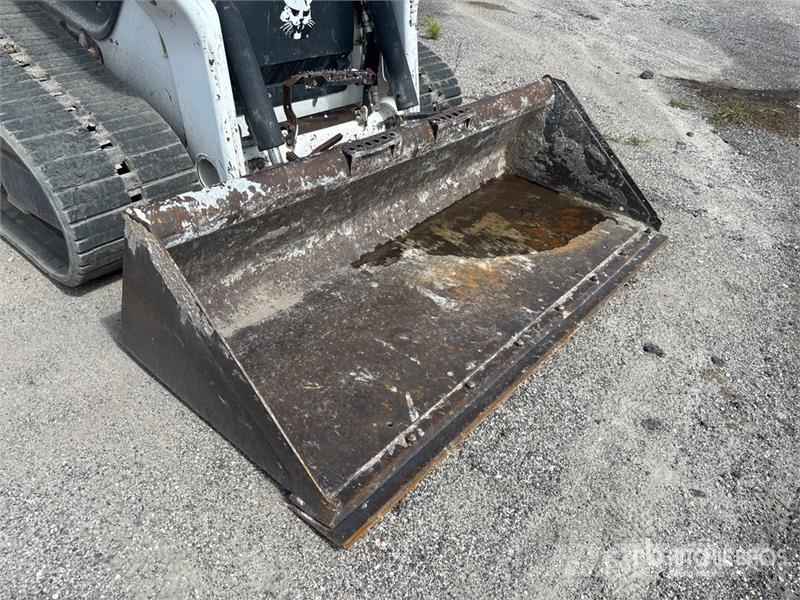 Bobcat T76 Skid steer mini nakladalci
