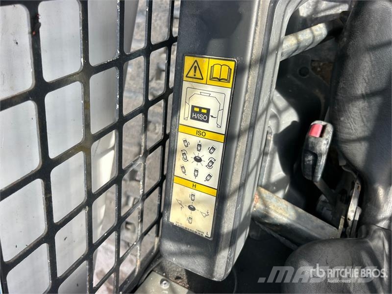 Bobcat T76 Skid steer mini nakladalci