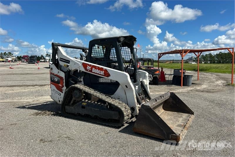 Bobcat T76 Φορτωτάκια