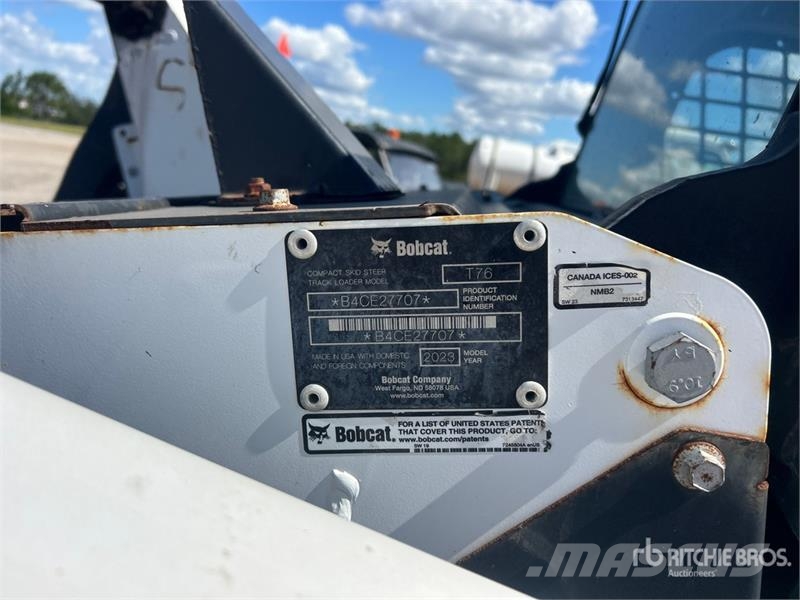 Bobcat T76 Skid steer loaders