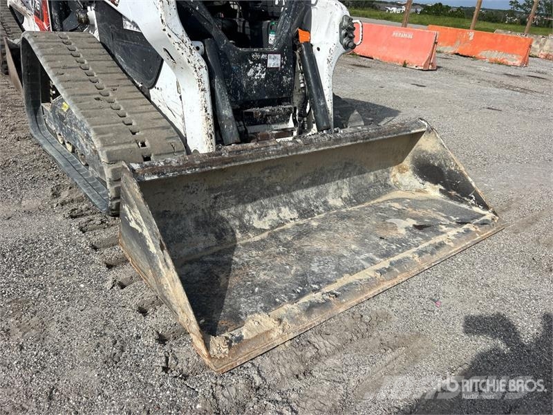Bobcat T76 Skid steer mini nakladalci