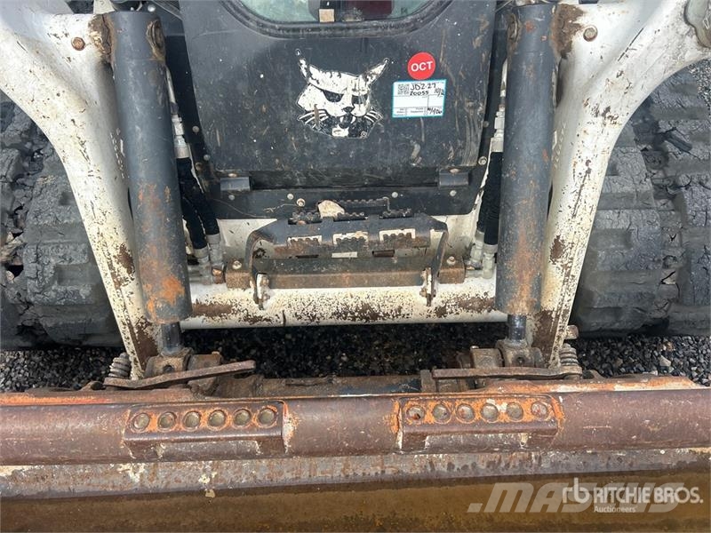 Bobcat T76 Skid steer loaders