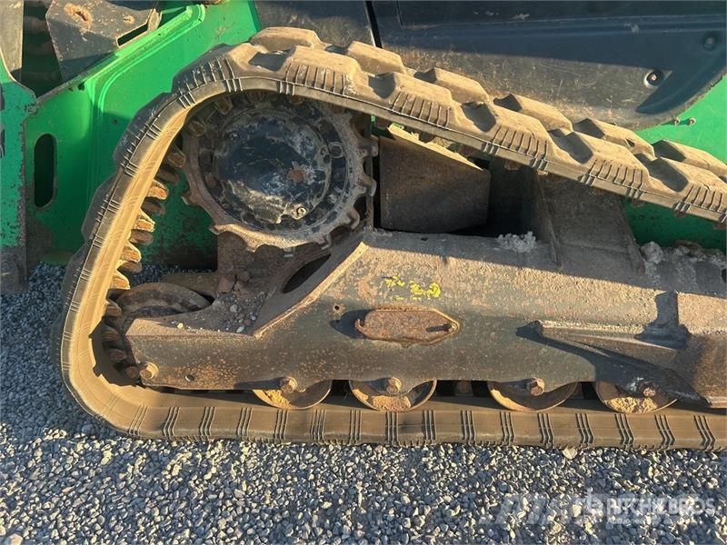 Bobcat T76 R-Series Two-Speed Compact Track Loader Skid steer loaders